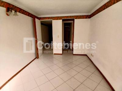 Apartamento en venta en La Castellana, Medellín · foto 10 de 18