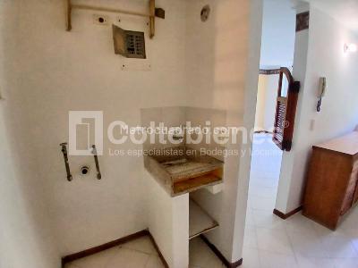 Apartamento en venta en La Castellana, Medellín · foto 11 de 18