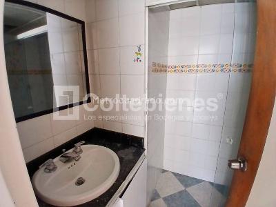 Apartamento en venta en La Castellana, Medellín · foto 16 de 18