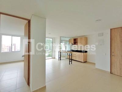 Apartamento de 3 alcobas en venta en Envigado, Envigado, 71 m² · foto 3 de 20