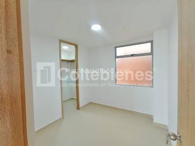 Apartamento de 3 alcobas en venta en Envigado, Envigado, 71 m² · foto 8 de 20