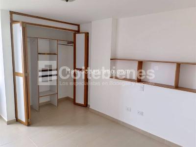Apartamento de 2 alcobas en venta en El Poblado, Medellín, 86 m² · foto 13 de 18