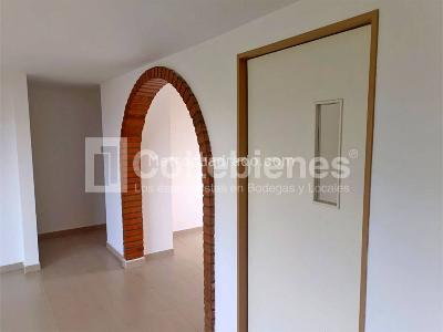 Apartamento de 2 alcobas en venta en El Poblado, Medellín, 86 m² · foto 4 de 18