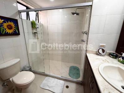 Apartamento de 3 alcobas en venta en La Florida, Medellín, 145 m² · foto 16 de 20