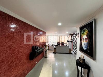 Apartamento de 3 alcobas en venta en La Florida, Medellín, 145 m² · foto 1 de 20