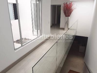Casa en arriendo en Castropol, Medellín · foto 10 de 20