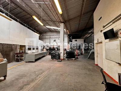 Warehouse for rent in Guayabal, Medellín