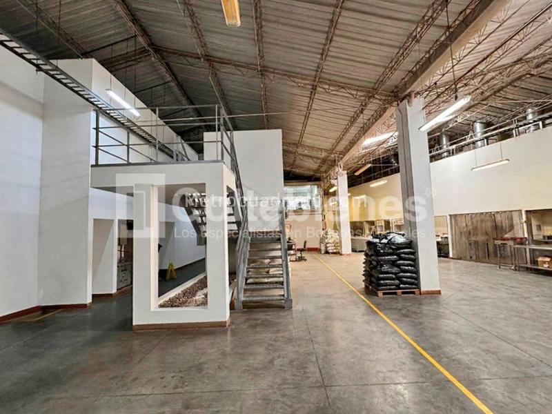 Bodega en Arriendo, Guayabal, Medellín - Vista 4