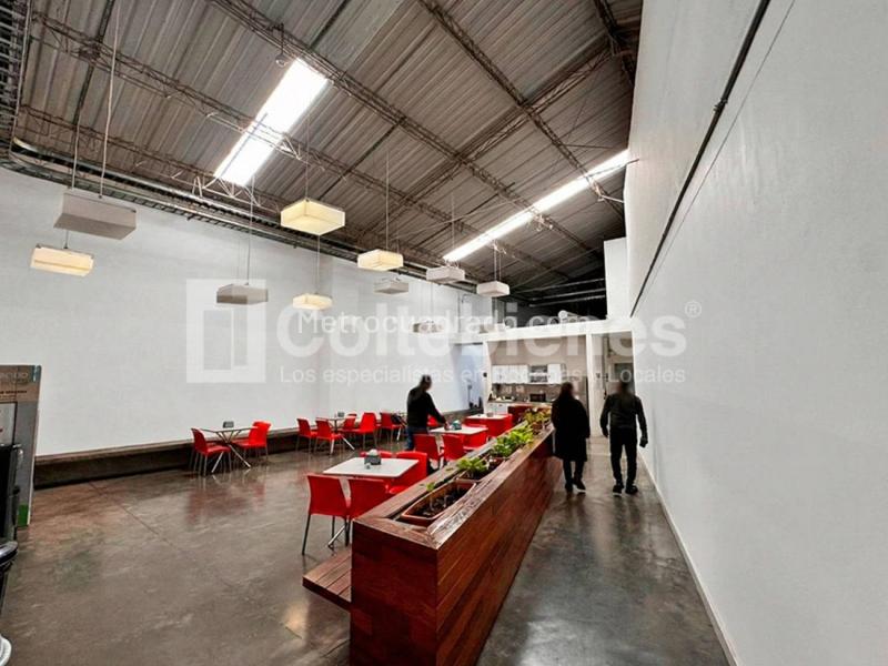Bodega en Arriendo, Guayabal, Medellín - Más
