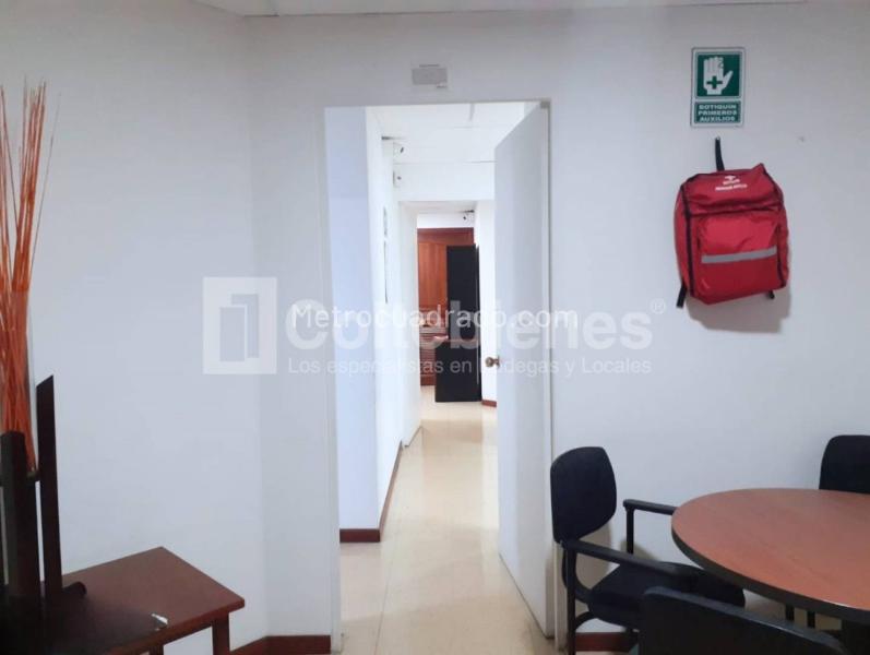 Oficina en Arriendo, Aguacatala, Medellín - Vista 2