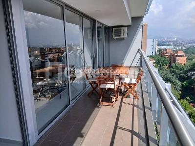 Apartamento de 2 alcobas en arriendo en El Poblado, Medellín, 92 m² · foto 8 de 20