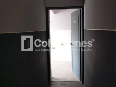 Casa de 5 alcobas en venta en Patio Bonito, Medellín, 420 m² · foto 12 de 20