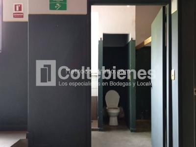 Casa de 5 alcobas en venta en Patio Bonito, Medellín, 420 m² · foto 18 de 20