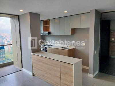 Apartamento de 2 alcobas en arriendo en Altos Del Poblado, Medellín, 68 m² · foto 3 de 20