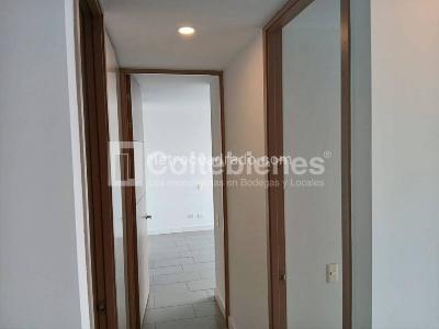 Apartamento de 2 alcobas en arriendo en Altos Del Poblado, Medellín, 68 m² · foto 7 de 20