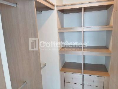 Apartamento de 2 alcobas en arriendo en Altos Del Poblado, Medellín, 68 m² · foto 9 de 20