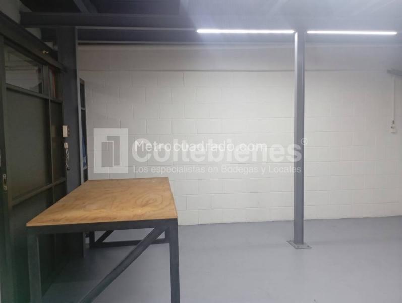 Bodega en Arriendo, Guayabal, Medellín - Widok 3