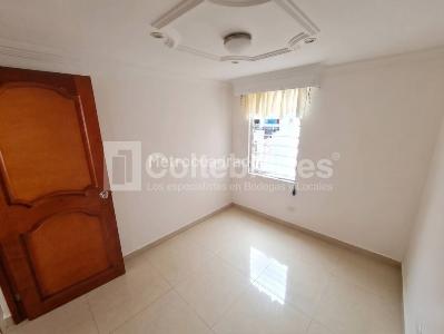 Casa de 3 alcobas en venta en Robledo, Medellín, 72 m² · foto 10 de 12