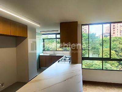 Apartamento de 3 alcobas en venta en El Poblado, Medellín, 219 m² · foto 6 de 20