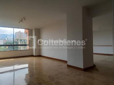 Apartamento de 3 alcobas en venta en El Poblado, Medellín, 219 m² · foto 19 de 20