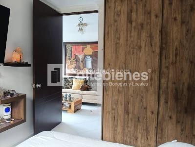 Apartamento de 2 alcobas en venta en Las Brisas, Sabaneta, 64 m² · foto 9 de 13