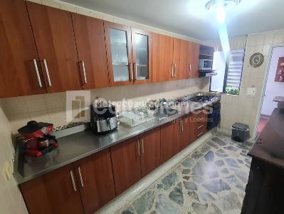 Apartamento de 4 alcobas en venta en Belen Rosales, Medellín, 123 m² · foto 5 de 20