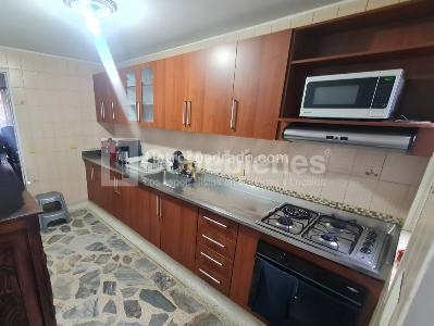 Apartamento de 4 alcobas en venta en Belen Rosales, Medellín, 123 m² · foto 6 de 20