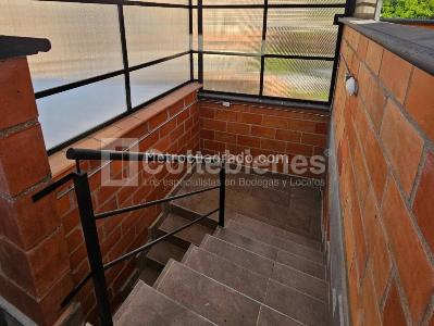 Apartamento de 3 alcobas en venta en Asdesillas, Sabaneta, 200 m² · foto 13 de 16