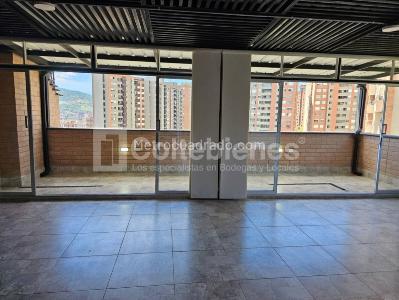 Apartamento de 3 alcobas en venta en Asdesillas, Sabaneta, 200 m² · foto 2 de 16