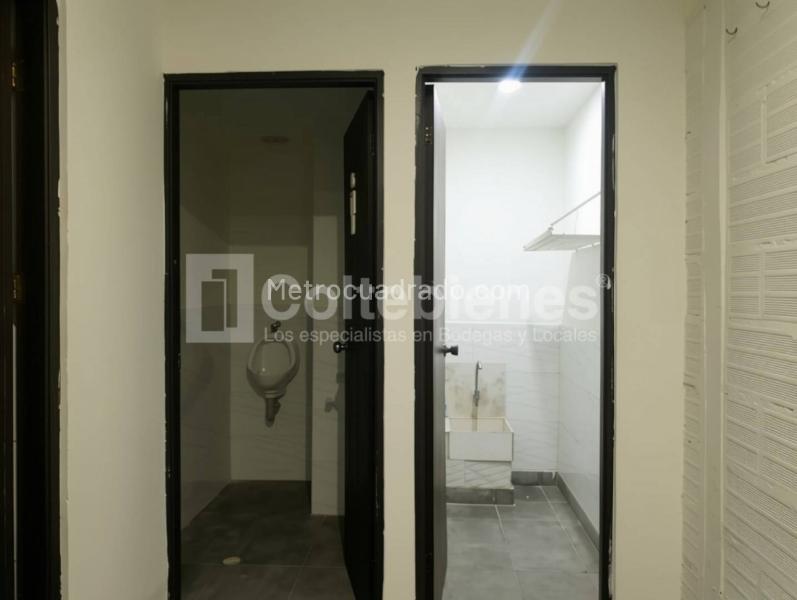 Bodega en Arriendo, Envigado, Envigado - Más