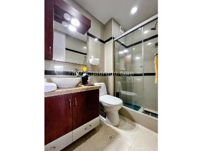 Apartamento de 3 alcobas en venta en Molinos Norte, Bogotá, 124 m² · foto 7 de 19