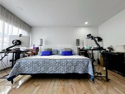 Apartamento de 3 alcobas en venta en Molinos Norte, Bogotá, 124 m² · foto 9 de 19