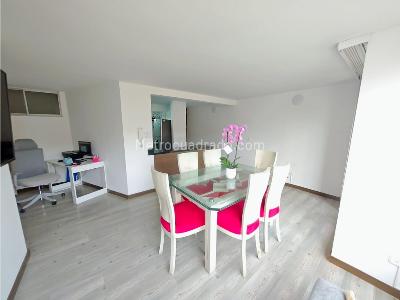 Apartamento de 3 alcobas en venta en Castilla La Nueva, Bogotá, 77 m² · foto 12 de 20