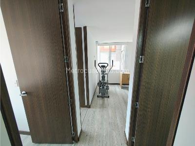 Apartamento de 3 alcobas en venta en Castilla La Nueva, Bogotá, 77 m² · foto 14 de 20