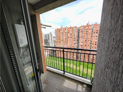 Apartamento de 3 alcobas en venta en Castilla La Nueva, Bogotá, 77 m² · foto 4 de 20