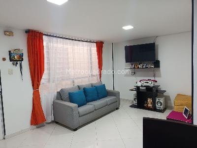 Apartamento en venta en Claret, Bogotá · foto 3 de 18