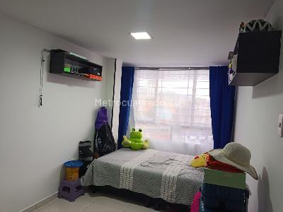 Apartamento en venta en Claret, Bogotá · foto 10 de 18
