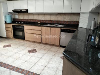 Casa de 5 alcobas en venta en Calleja Alta, Bogotá, 473 m² · foto 18 de 20