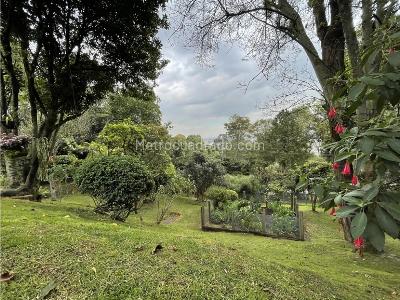 Casa de 3 alcobas en venta en Cerros De Suba, Bogotá · foto 2 de 20