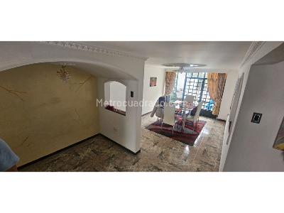 Casa de 3 alcobas en venta en Santa Barbara, Bogotá, 240 m² · foto 7 de 20