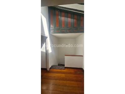 Casa de 3 alcobas en venta en Santa Barbara, Bogotá, 240 m² · foto 10 de 20