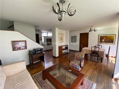 Casa de 4 alcobas en venta en Andes Norte, Bogotá, 232 m² · foto 4 de 18