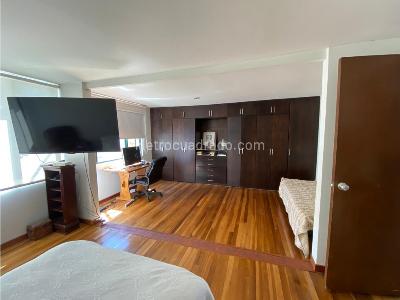 Casa de 4 alcobas en venta en Andes Norte, Bogotá, 232 m² · foto 13 de 18
