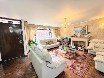 Casa en Venta, Santa Bibiana Molinos, Bogotá D.C.
