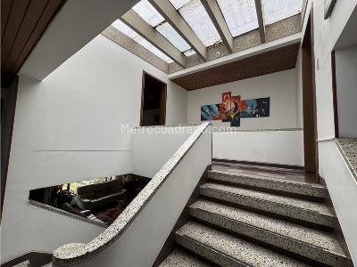 Casa de 5 alcobas en venta en Santa Bibiana, Bogotá, 343 m² · foto 4 de 20