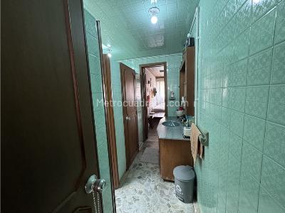 Casa de 5 alcobas en venta en Santa Bibiana, Bogotá, 343 m² · foto 16 de 20