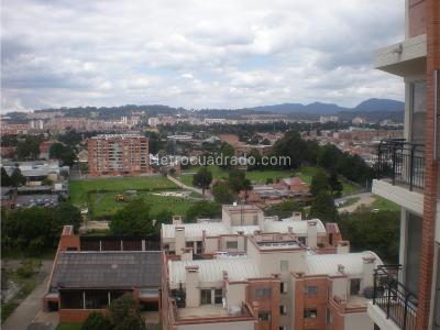 Apartamento de 3 alcobas en venta en Cedritos, Bogotá, 130 m² · foto 3 de 6