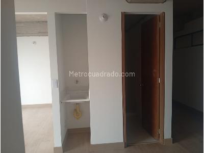 Apartaestudio en venta en Paloquemao, Bogotá, 31 m² · foto 9 de 20