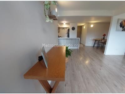 Apartamento de 2 alcobas en venta en Conjunto Las Flores, Cajicá, 67 m² · foto 11 de 17