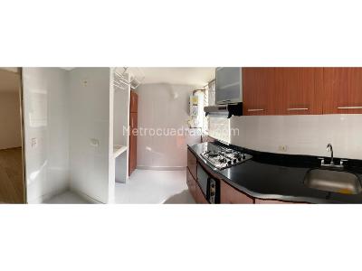 Apartamento en venta en Mirandela, Bogotá · foto 3 de 18